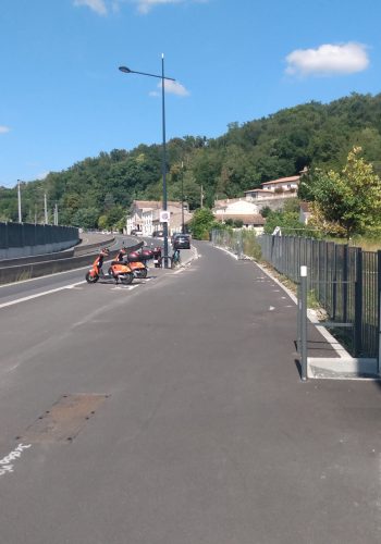 Vous emprunterez la voie cyclable de la côte des 4 Pavillons à Cenon.